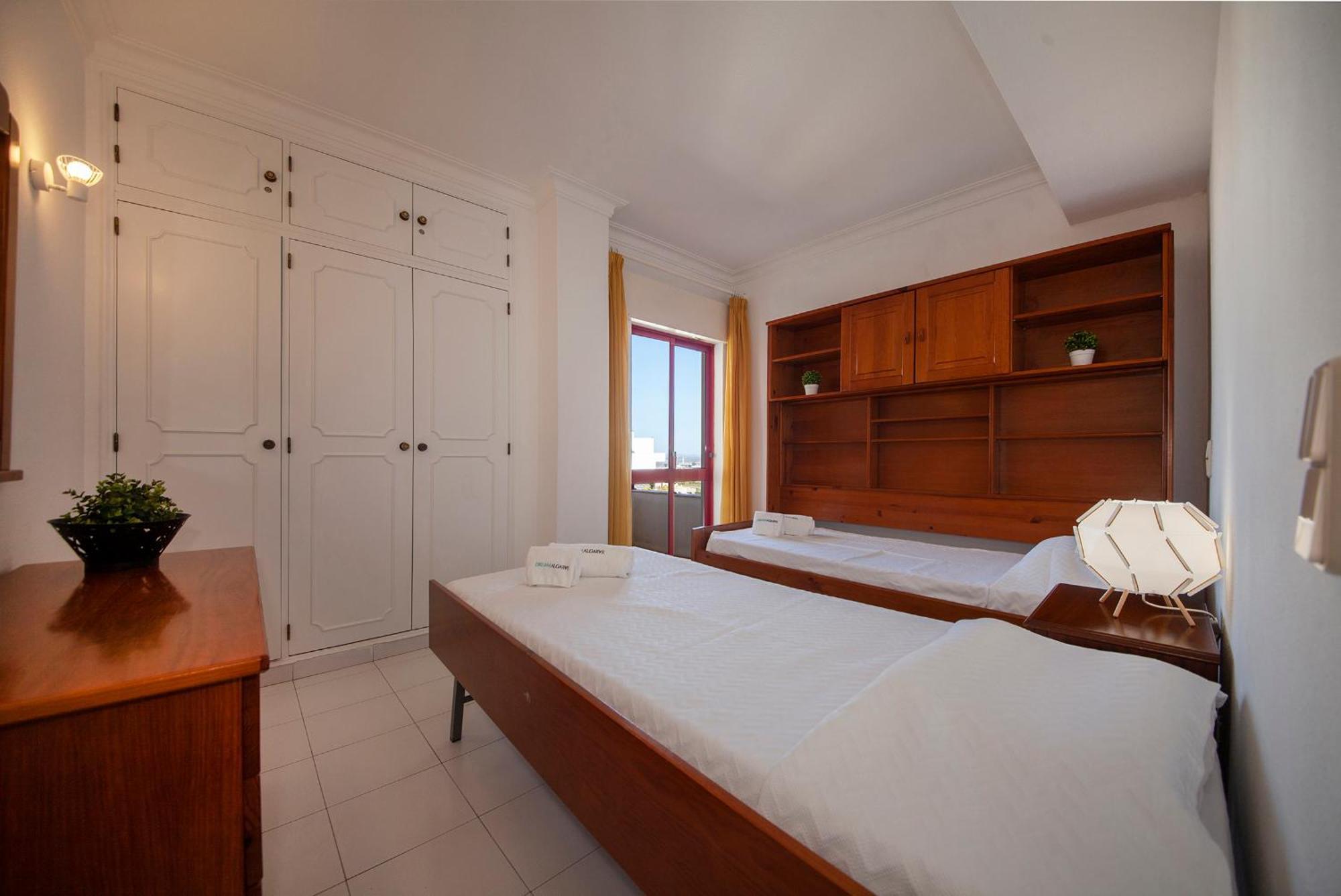 B25 - Candimar Beach Apartment Portimao Luaran gambar