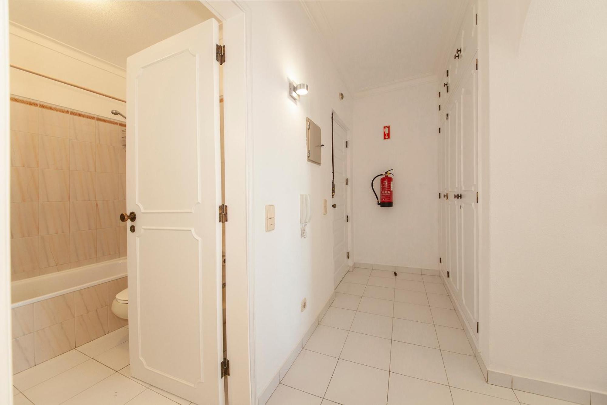 B25 - Candimar Beach Apartment Portimao Luaran gambar